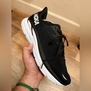 Hoka One One Mens Clifton 8 1121374 BWHT Black Running Shoes Sneakers Sz 10.5D